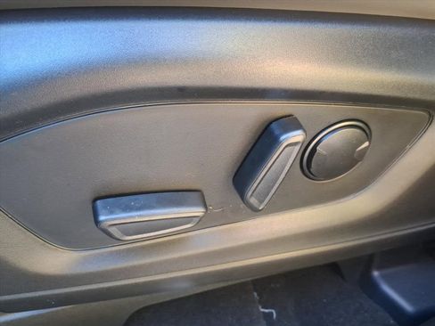 New 2025 Ford Explorer Active w/ Active Comfort Package image 18