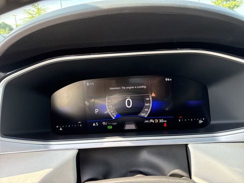 New 2025 Volkswagen Taos SE image 28