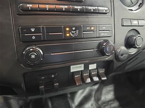 Used 2016 Ford F450 XL w/ XL Value Package image 23