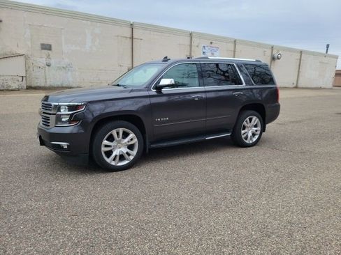 Used 2017 Chevrolet Tahoe Premier AWD/4WD image 28
