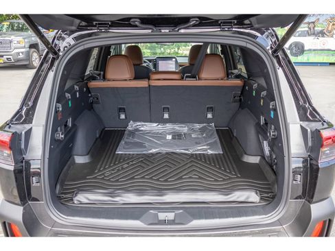 New 2026 Subaru Outback Touring AWD/4WD image 15