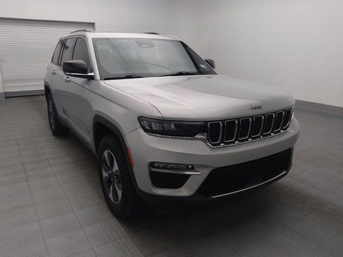 Used 2024 Jeep Grand Cherokee Limited 4xe AWD/4WD image 13