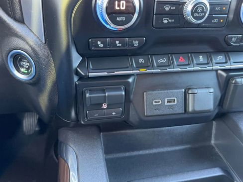 Used 2019 GMC Sierra 1500 SLT RWD image 24
