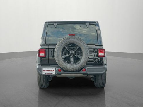 Used 2021 Jeep Wrangler Unlimited Sahara image 6