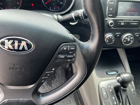 Used 2014 Kia Forte EX w/ Premium Package FWD image 18