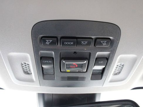 Used 2021 Toyota Camry XSE FWD image 36