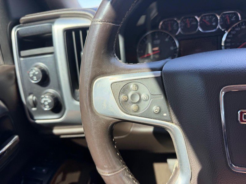 Used 2014 GMC Sierra 1500 SLT w/ SLT Preferred Package AWD/4WD image 10