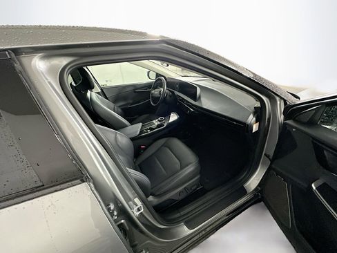 Used 2023 Kia EV6 Wind image 31