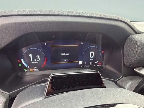 New 2026 Ford Explorer Platinum image 32