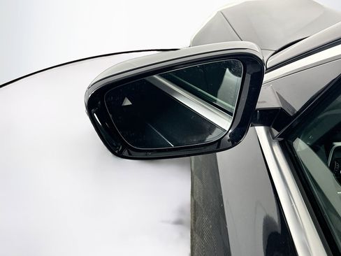 Used 2024 BMW 330i Sedan image 16