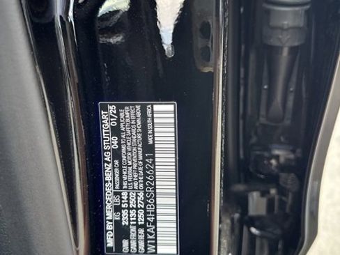 New 2025 Mercedes-Benz C 300 4MATIC Sedan image 24