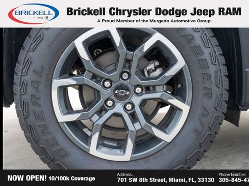 Used 2025 Chevrolet Equinox ACTIV w/ Safety and Technology Package image 39