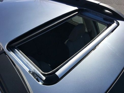 Certified 2025 Subaru Outback Premium w/ Popular Package #1A image 9