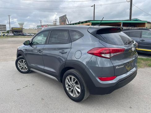 Used 2017 Hyundai Tucson SE image 4