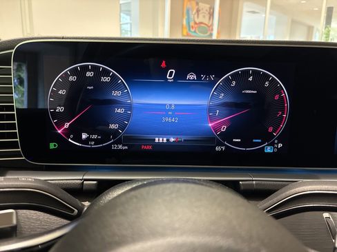 Used 2024 Mercedes-Benz GLE 450 4MATIC image 23