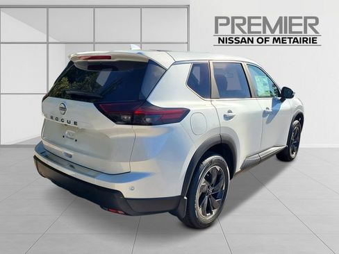 New 2026 Nissan Rogue SV w/ Cold Weather Package image 4