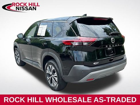Used 2021 Nissan Rogue SV FWD image 5