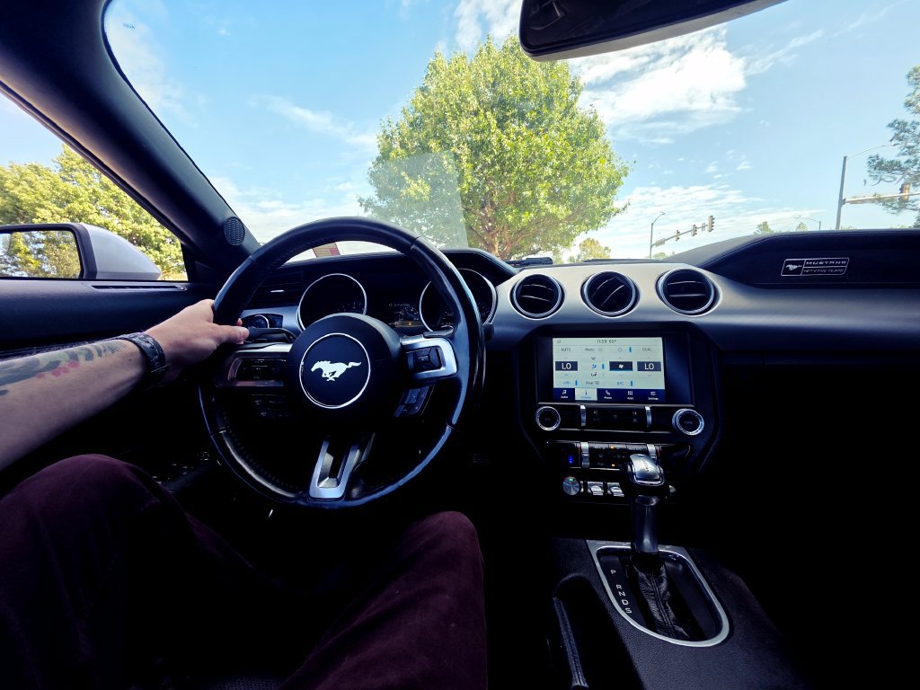 Used 2020 Ford Mustang Premium RWD image 36