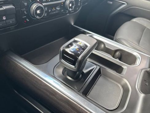 Certified 2022 Chevrolet Silverado 1500 LTZ w/ LTZ Premium Package image 21