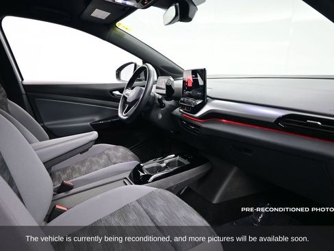 Used 2022 Volkswagen ID.4 Pro image 11