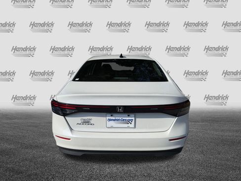 Used 2025 Honda Accord SE image 8