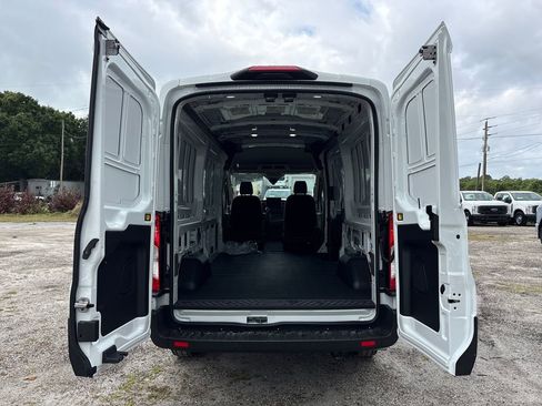 New 2026 Ford Transit 250 148 Medium Roof RWD image 9