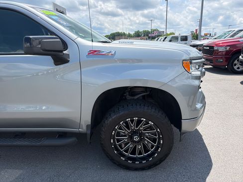 Used 2024 Chevrolet Silverado 1500 RST w/ Z71 Off-Road Package AWD/4WD image 4