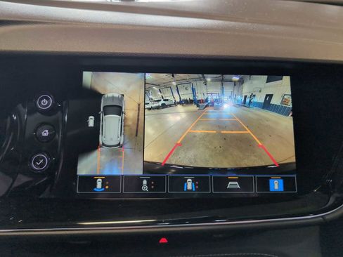 Used 2023 Buick Envision Avenir image 15