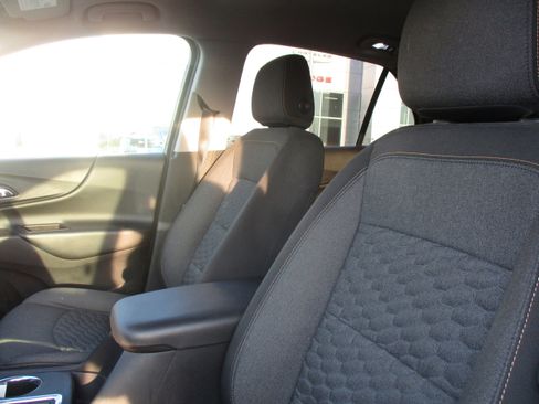 Used 2019 Chevrolet Equinox LT image 14