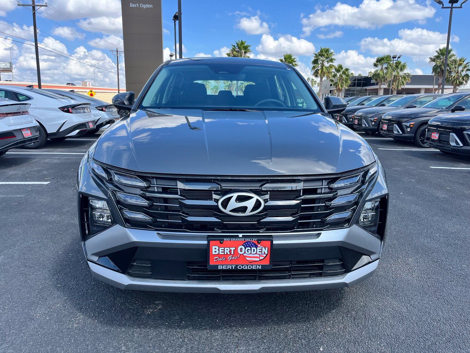 New 2026 Hyundai Tucson SE FWD image 2