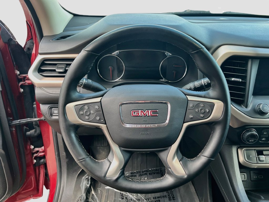 Used 2023 GMC Acadia Denali AWD/4WD image 11