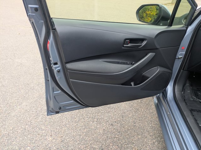 Used 2026 Toyota Corolla LE FWD image 15