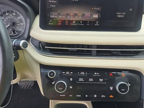 Certified 2024 INFINITI QX60 Pure FWD image 12