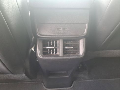 Used 2025 Chevrolet Equinox LT w/ Convenience Package II AWD/4WD image 15