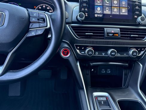 Certified 2021 Honda Accord Touring image 18