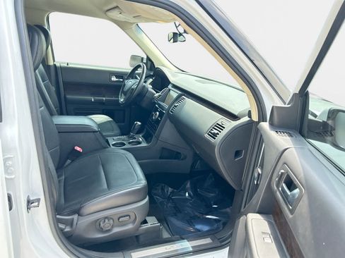 Used 2019 Ford Flex Limited FWD image 14