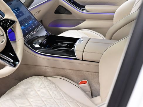 Used 2023 Mercedes-Benz S 580 4MATIC Sedan w/ AMG Line image 23