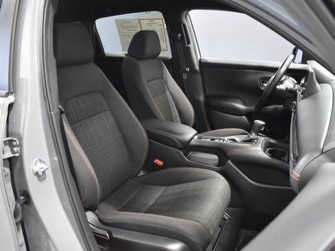 Used 2025 Honda HR-V Sport image 14