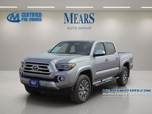 Used 2021 Toyota Tacoma Limited image 1