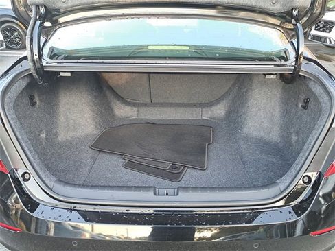 Used 2022 Honda Accord EX-L image 9