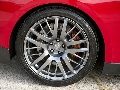 Used 2016 Nissan GT-R Premium AWD/4WD image 17