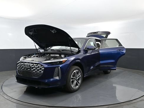 New 2026 Audi Q5 Premium Plus AWD/4WD image 25