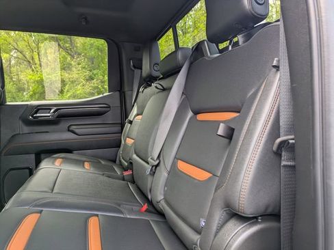 Used 2023 GMC Sierra 1500 AT4 w/ AT4 Premium Package image 15