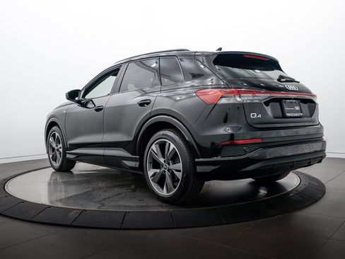 Certified 2024 Audi Q4 e-tron Premium w/ Convenience Package AWD/4WD image 5