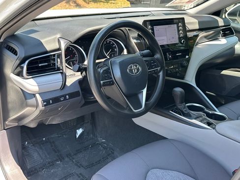 Used 2024 Toyota Camry LE AWD/4WD image 16