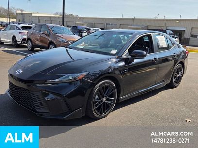 Used 2025 Toyota Camry SE