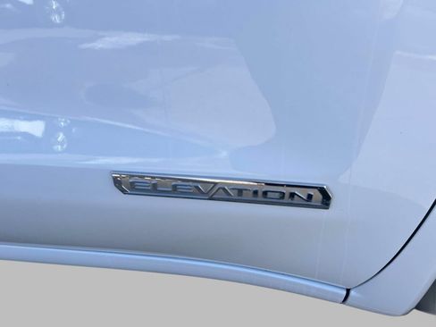 Used 2024 GMC Sierra 1500 Elevation AWD/4WD image 18