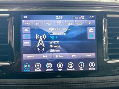 Used 2018 Chrysler Pacifica Limited w/ Advanced Safetytec Group image 16