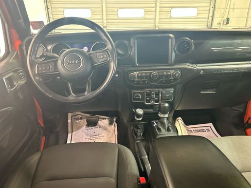 Used 2023 Jeep Wrangler Unlimited Sport AWD/4WD image 4