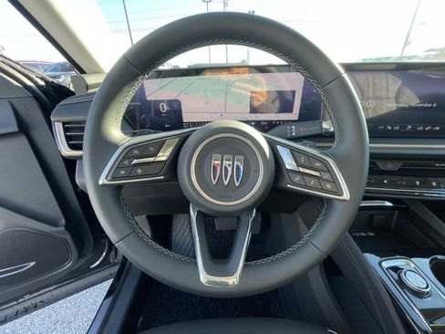 New 2025 Buick Envision Avenir image 12